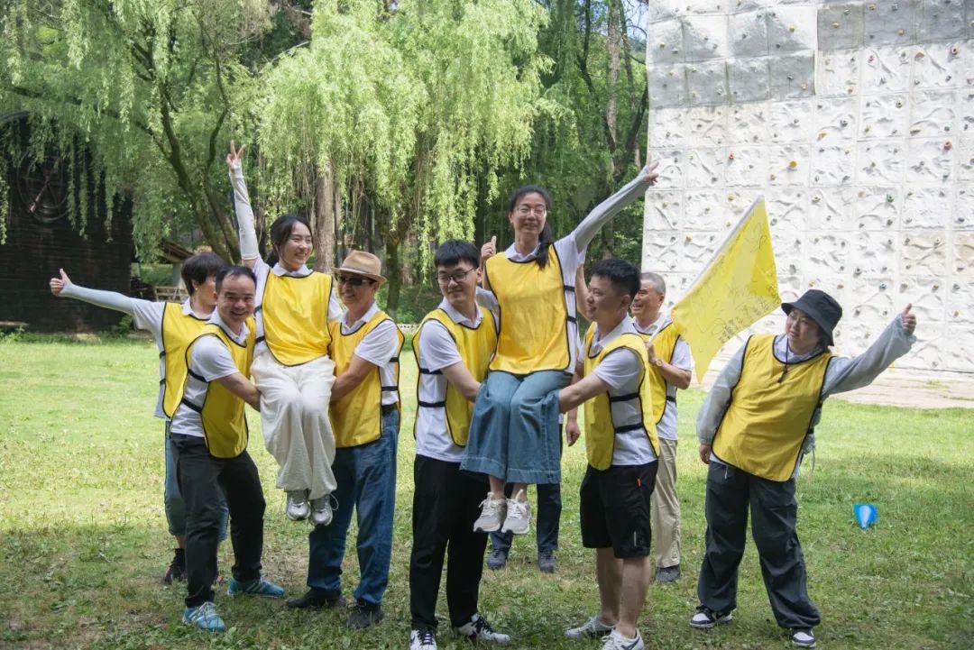 熱辣滾燙 揚(yáng)帆未來(lái)——巨人集團(tuán)公司團(tuán)建之旅 熱辣滾燙 揚(yáng)帆未來(lái)——巨人集團(tuán)公司團(tuán)建之旅