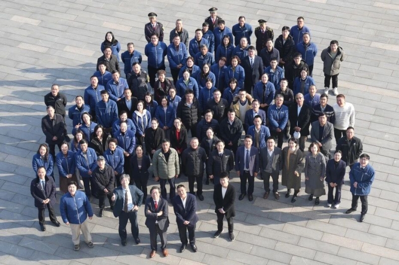 實(shí)干 · 突破 · 創(chuàng)未來——巨人集團(tuán)2026迎春大會