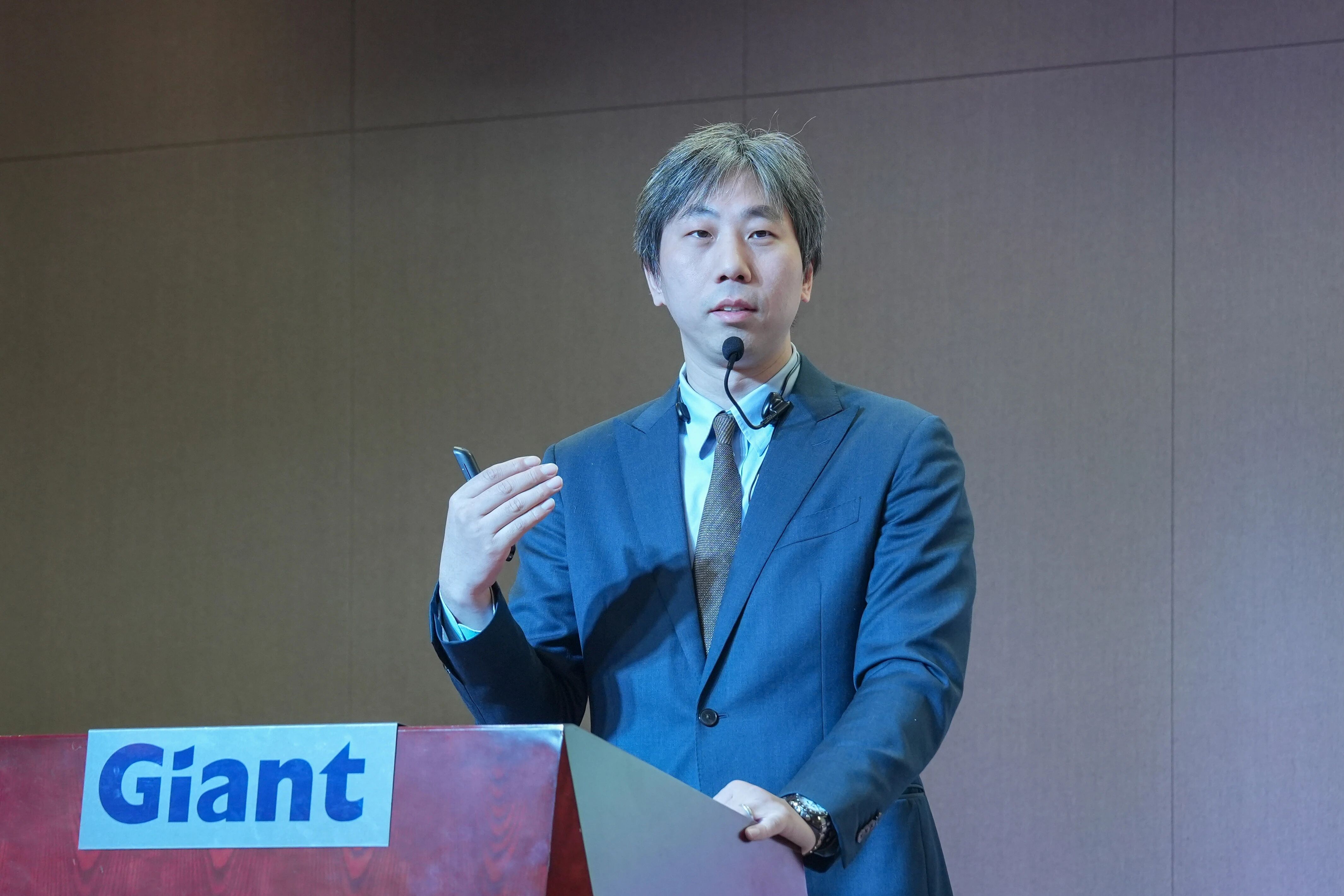 實干 · 突破 · 創(chuàng)未來——巨人集團2026迎春大會